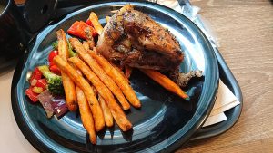 Roast_Spring_Chicken_with_French_Fries