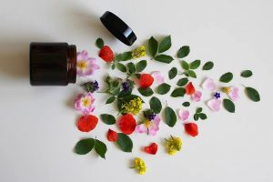 natural-cosmetics-cosmetics-flowers-beauty-skin-care-wellness-care-glass-fragrance
